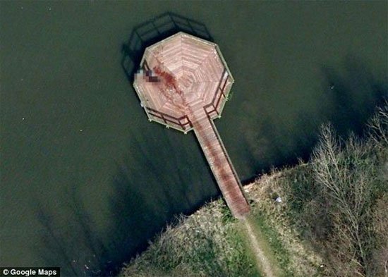 Ma, thủy quái liên tục xuất hiện trên Google Earth