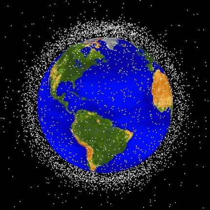 Mối nguy hiểm từ rác vũ trụ cho đoàn sửa chữa Hubble