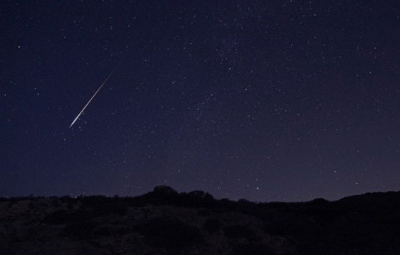 Mưa sao băng Perseids đọ với siêu trăng