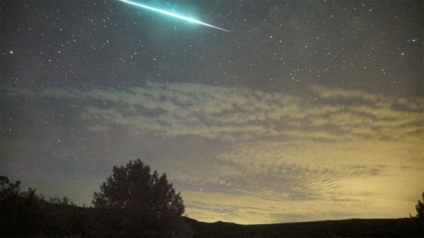 Mưa sao băng Perseids đọ với siêu trăng