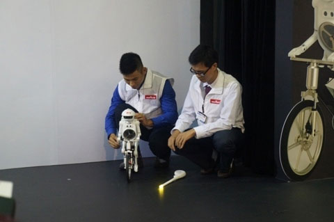 Mutara Boy hấp dẫn hơn ASIMO