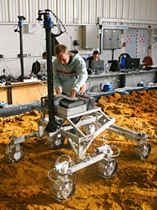 NASA hoãn sứ mệnh thăm dò sao Hỏa
