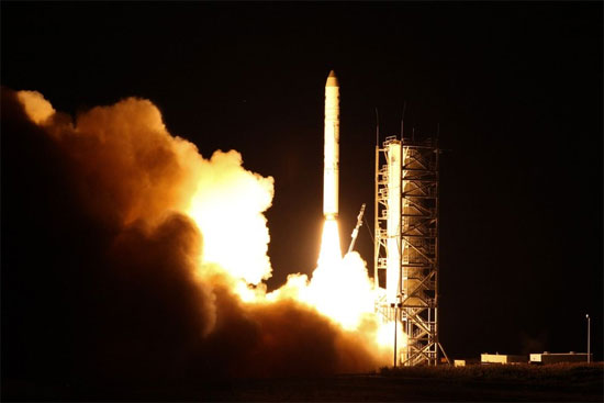 NASA phóng tàu vũ trụ thám hiểm khí quyển Mặt Trăng