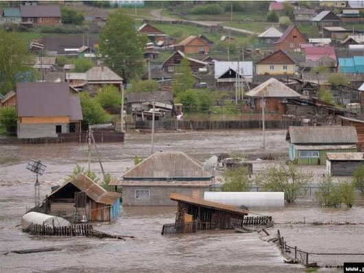 Nga sơ tán hàng chục nghìn người vì mưa lũ