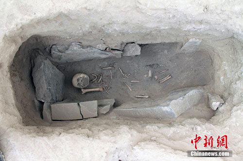 Những ngôi mộ cổ 4.000 năm tuổi ở Tân Cương