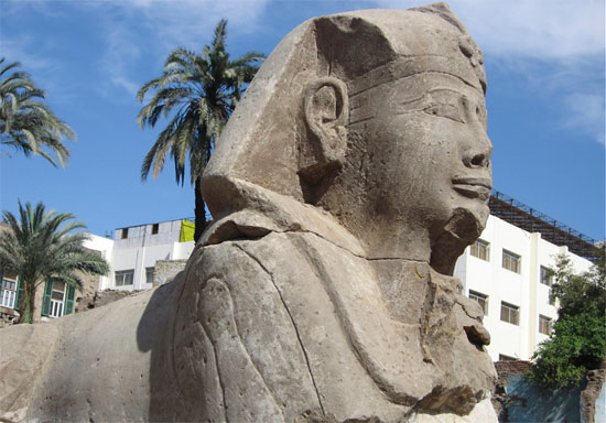 Phát hiện tượng nhân sư Ai Cập cổ đại tại Israel