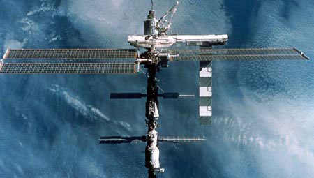 Phi thuyền Nga kết nối lại với ISS tối nay