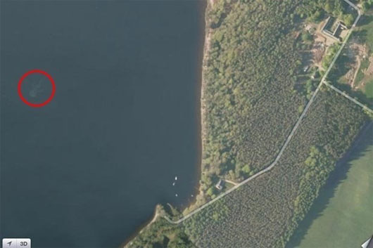 Quái vật hồ Loch Ness trở lại sau 18 tháng mất tích?