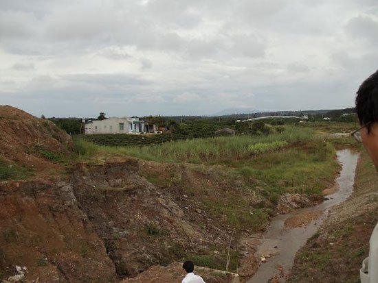 Rò hóa chất ở Tổ hợp bauxite Tân Rai