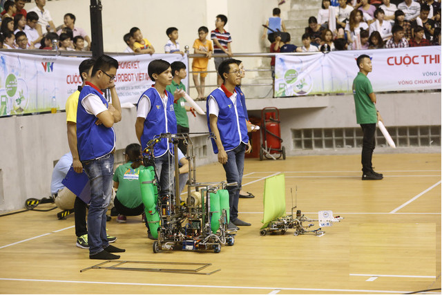 Robocon 2016: Tượng đài bất bại” Lạc Hồng lần đầu nếm mùi thua cuộc