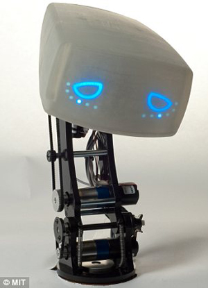 Robot dẫn đường biết chia sẻ cảm xúc với lái xe