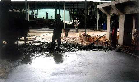 Sản xuất bê tông từ... bùn thải công nghiệp
