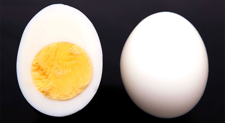 Sự khác biệt ít người biết giữa lòng đỏ và lòng trắng trứng