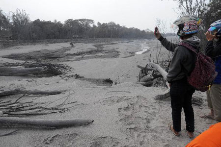 Sự nguy hiểm của núi lửa Indonesia