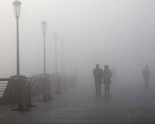 Sương mù, khói bụi bao trùm Trung Quốc