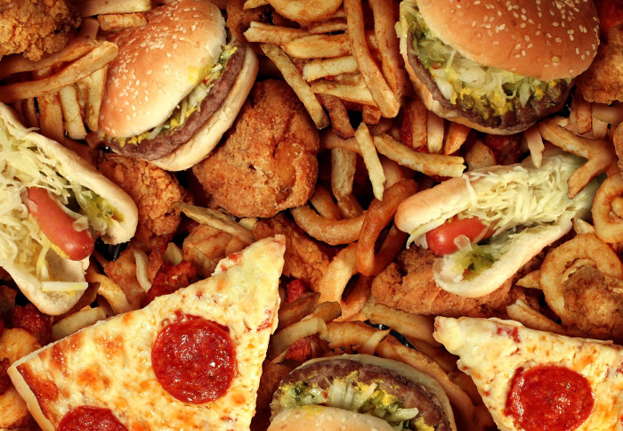 Tác hại khủng khiếp chưa bao giờ được biết đến khi ăn fastfood