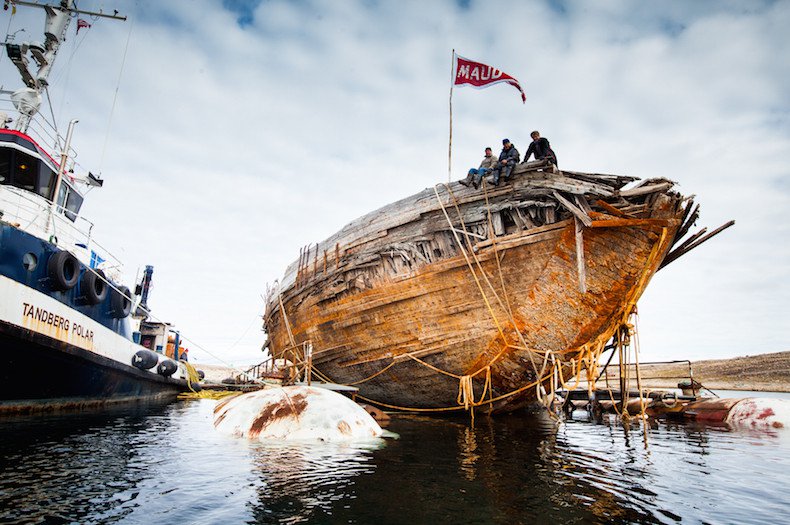 Tàu thám hiểm tái xuất sau 86 năm vùi dưới băng Bắc Cực