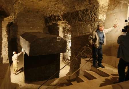 Thăm hai lăng mộ cổ Ai Cập mới phát hiện