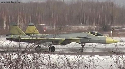 Tìm hiểu 'siêu máy bay' Sukhoi PAK FA T-50