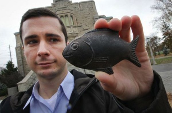 Tìm hiểu về con cá bằng sắt Lucky Fish giúp ngăn ngừa thiếu máu