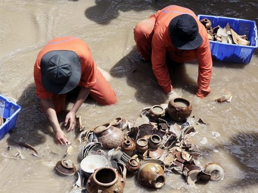 Tìm thấy cổ vật niên đại ước trên 2.500 năm tại Long An