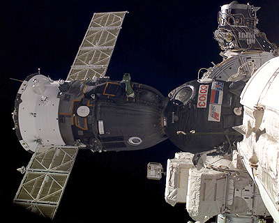 Trạm không gian ISS sơ tán khẩn cấp
