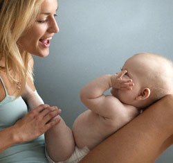 Trẻ sơ sinh cảm nhận thế giới như thế nào?