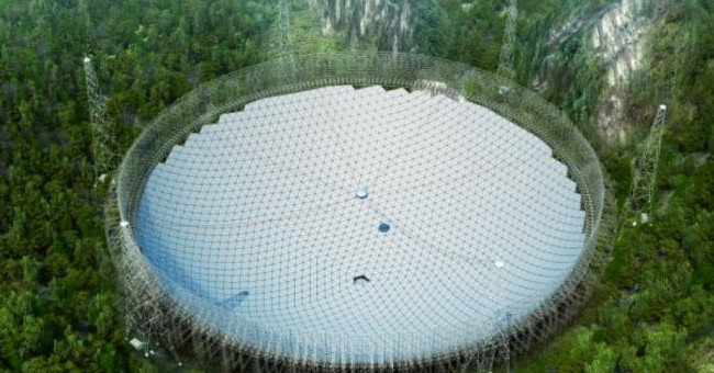 Trung Quốc săn người ngoài hành tinh bằng kính viễn vọng khổng lồ