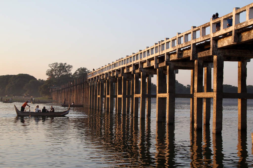 U Bein - Cây cầu gỗ lâu đời và dài nhất thế giới