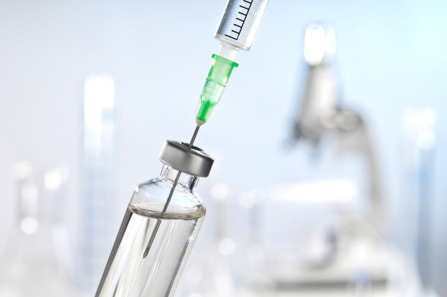 Vaccine mới đặc trị HIV thử nghiệm thành công trên người