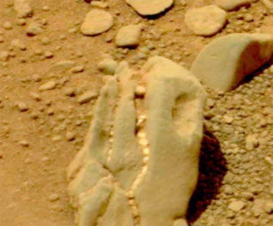 Vật thể hình sọ khủng long trên sao Hỏa
