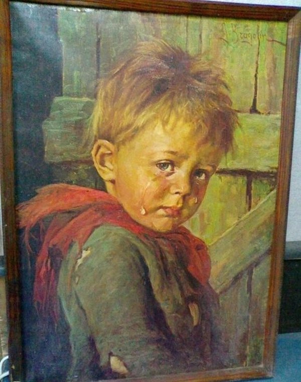 Vì sao bức tranh mang tên Cậu bé khóc khiến tất cả mọi vật bị thiêu rụi, trừ chính nó?