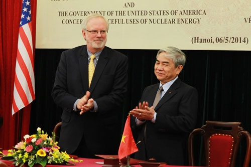 Việt Nam – Hoa Kỳ ký chính thức hiệp định hợp tác hạt nhân