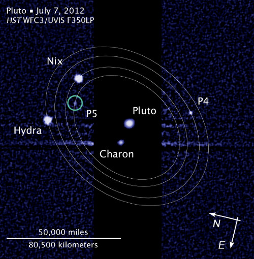 Vulcan dẫn đầu bình chọn tên mặt trăng Pluto