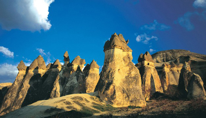 Vườn quốc gia Goreme và khu núi đá Cappadocia