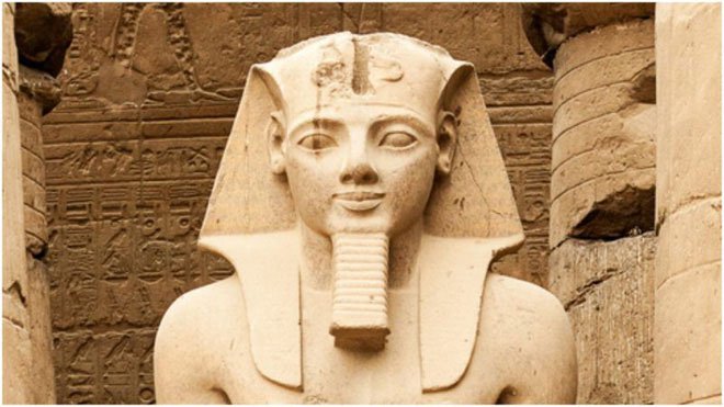 Chuyện lạ: Xác ướp Pharaoh vẫn phải xin hộ chiếu để bay sang Pháp