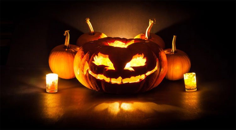Halloween nào cũng thấy bí ngô mặt quỷ nhưng có ai biết câu chuyện thật đằng sau không?