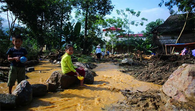 Mưa lũ trên diện rộng: Tiếp tục xuất hiện áp thấp nhiệt đới mới