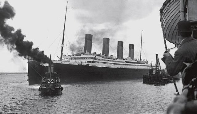 Những hình ảnh xác tàu Titanic ở độ sâu 4.000m dưới biển vừa được chụp