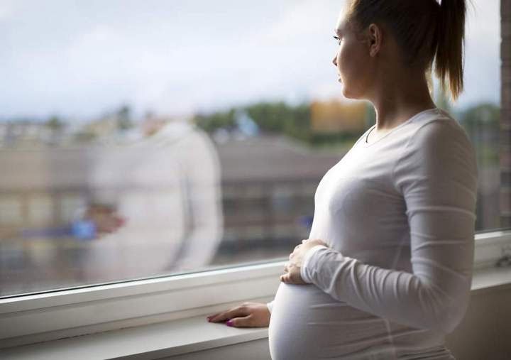 Phụ nữ mang thai thời nay dễ bị trầm cảm, lo âu hơn so với thế hệ ngày xưa