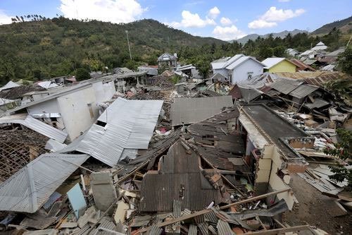 Thảm họa động đất tại Indonesia: Số người chết tăng lên 380