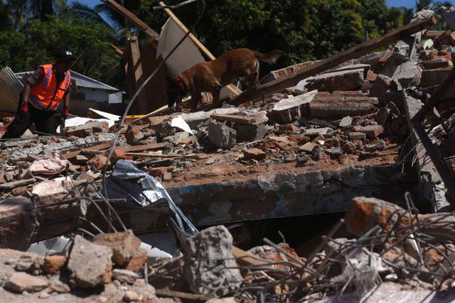 Thảm họa động đất tại Indonesia: Số người chết tăng lên 380