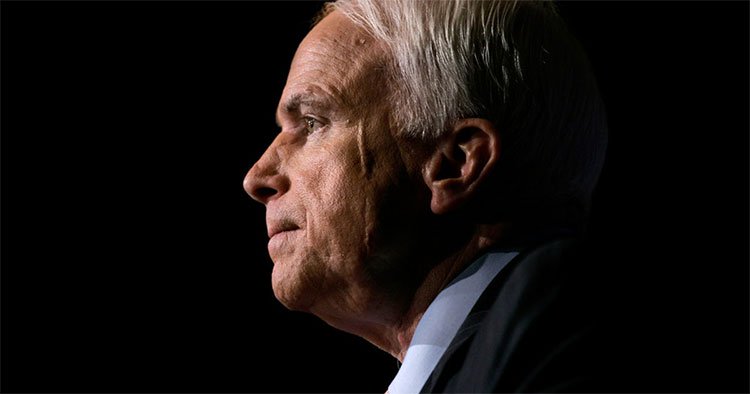 Thượng nghị sĩ John McCain mắc ung thư não thể nguy hiểm nhất
