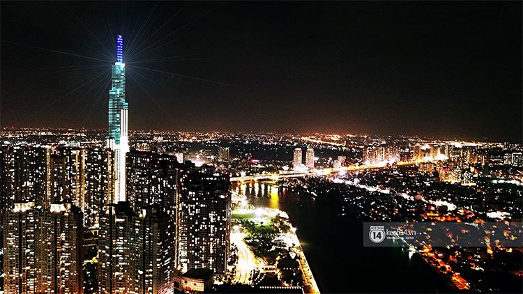 Toàn cảnh Landmark 81 - toà nhà cao nhất Việt Nam ngay trước ngày đi vào hoạt động