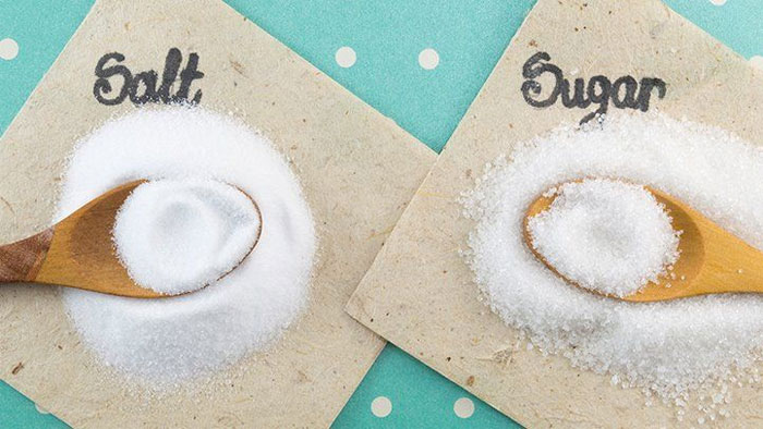 Ăn nhiều đường hay nhiêu muối có hại cho sức khỏe hơn?