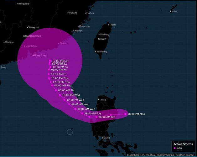 Ảnh: Siêu bão Yutu gây thiệt hại nặng nề khi đổ bộ vào Philippines