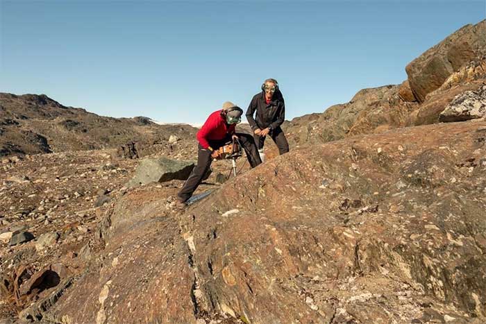 Áo giáp bao bọc Trái đất 3,7 tỉ năm trước lộ diện ở Greenland