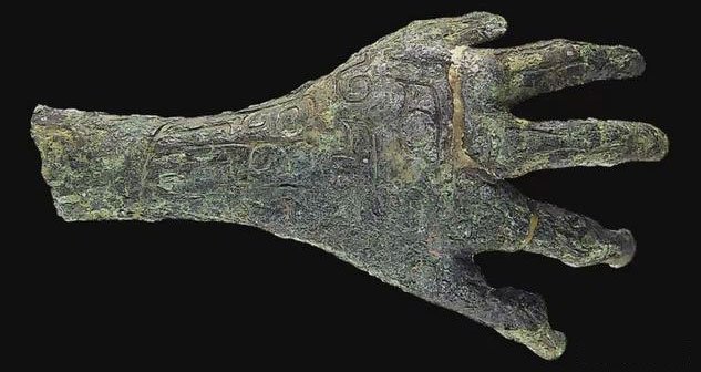 Bàn tay bí ẩn trong mộ cổ 3.000 năm: Khai quật hàng chục nghìn ngôi mộ khác cũng không có cái thứ 2