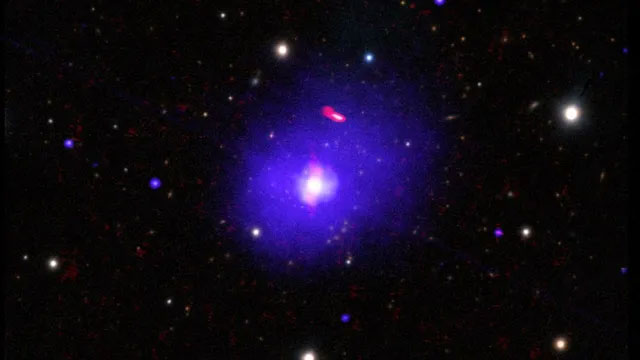 Bất ngờ phát hiện hố đen quái vật có tốc độ quay chậm bất thường
