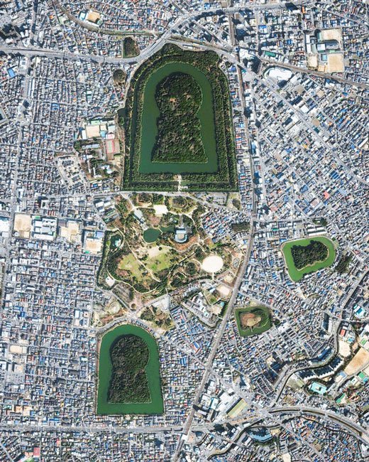 Bí ẩn khu lăng mộ lớn nhất thế giới tại Nhật Bản: Hình thù kỳ lạ, bất khả xâm phạm và là nơi yên nghỉ của 'Thiên hoàng thần thoại'